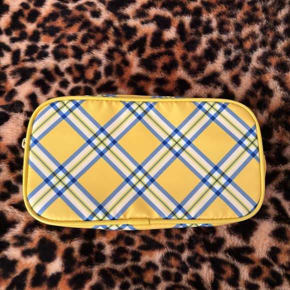 Stoney Clover Lane x Clueless - Picture 2 of 5